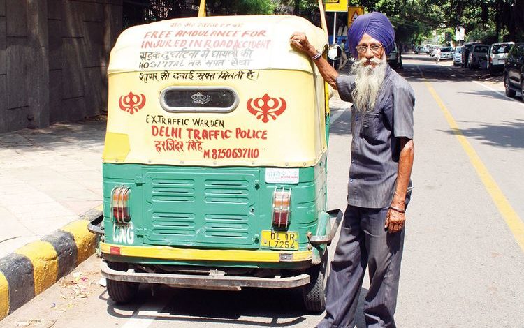 Free Rickshaw ambulance India