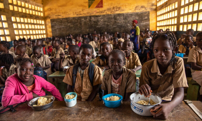 Republic of Congo. School Meals