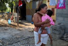 mother with daughter in Mexico
