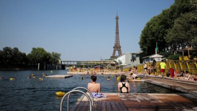 swimming in river Seine, Paris