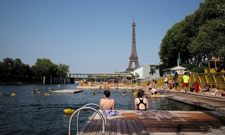 swimming in river Seine, Paris