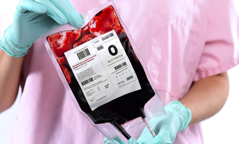 Doctor/nurse holding blood bag