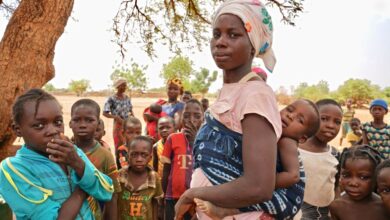 Woman and children in N.Burkina Faso