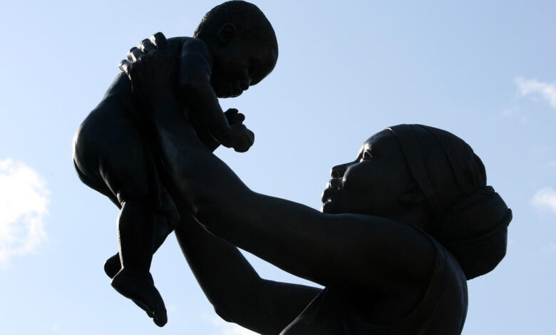 Statues and Monuments - The Bronze Woman - London