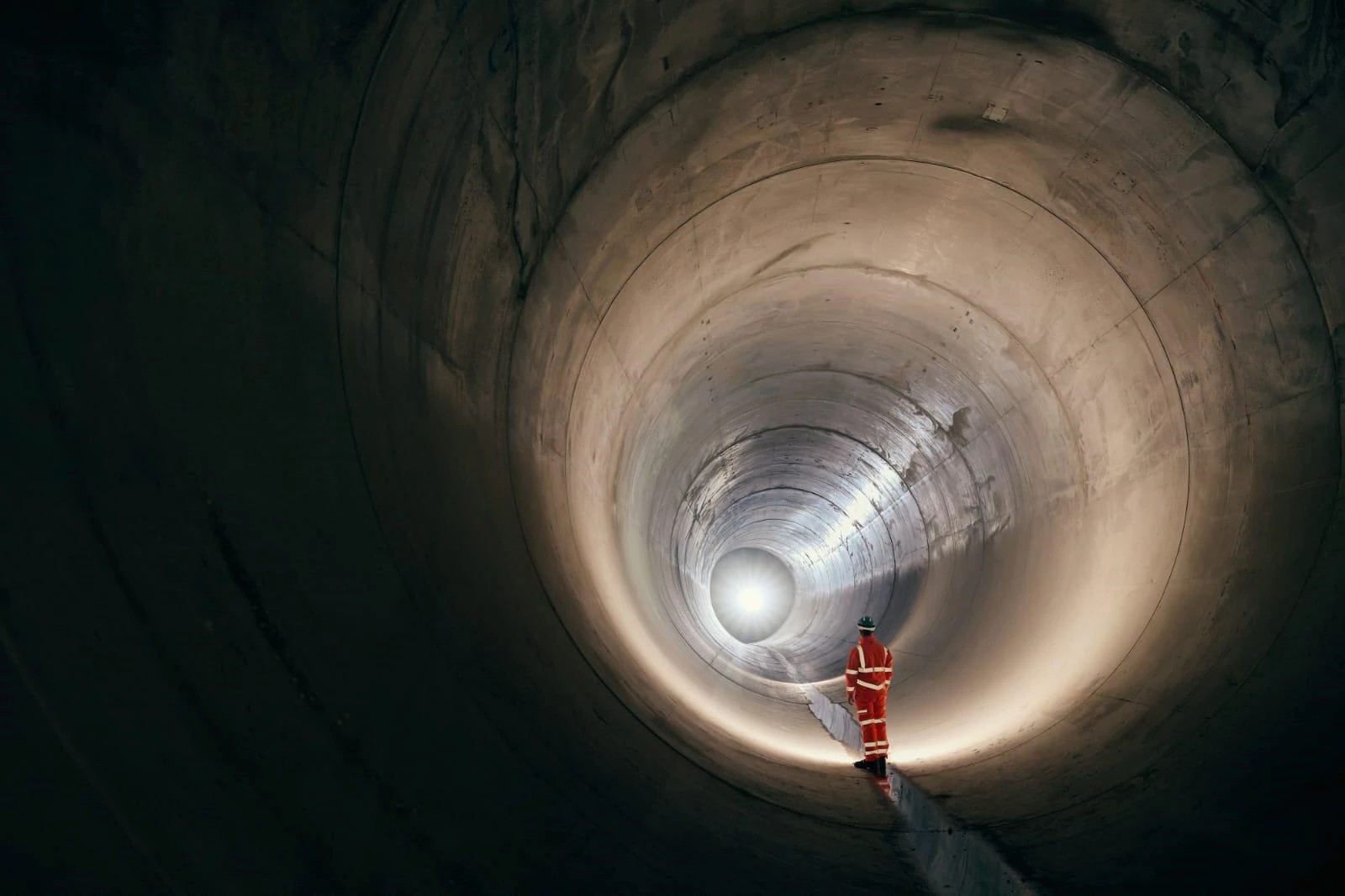 Sewage tunnel for Thames River